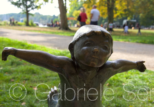 September 2014 Berlin, seit 1974 kann man sie antreffen, das Geschwisterpaar von Theo Balden