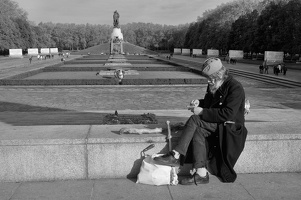 2015/20 Leuchtend prangten ringsum Apfelblüten, Ausstellung uvm.