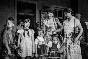 1958 Bahnhof Rudolstadt Familie