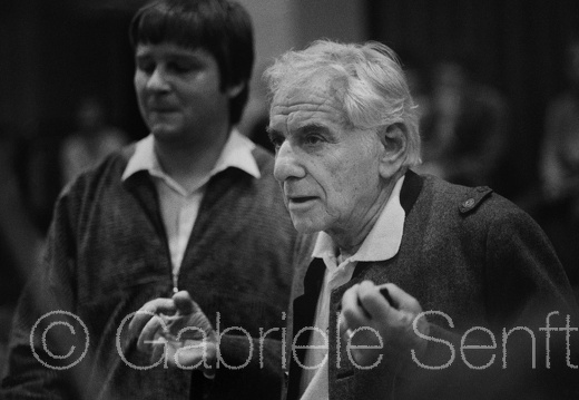 003. c 1987 Bernstein vor Musikstudenten