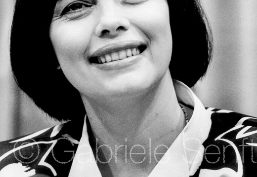 Mathieu, Mireille 1987 0821 309N sw Kopie