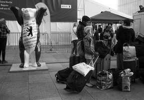 29.04.2022 S117 im Buch "Die Hweimat zu verlassen"