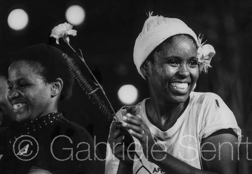 16. Festival des Politischen Liedes , Teilnehmerin von "Amandla", Südafrika